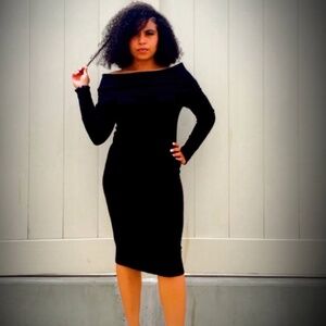 The Stunner Dress Off-shoulder Bodycon Dress  Size Medium